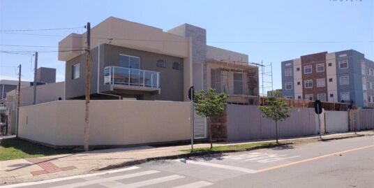 Sobrado com 3 quartos, um suíte, 149 m² à venda – Cidade Jardim, São José dos Pinhais – PR